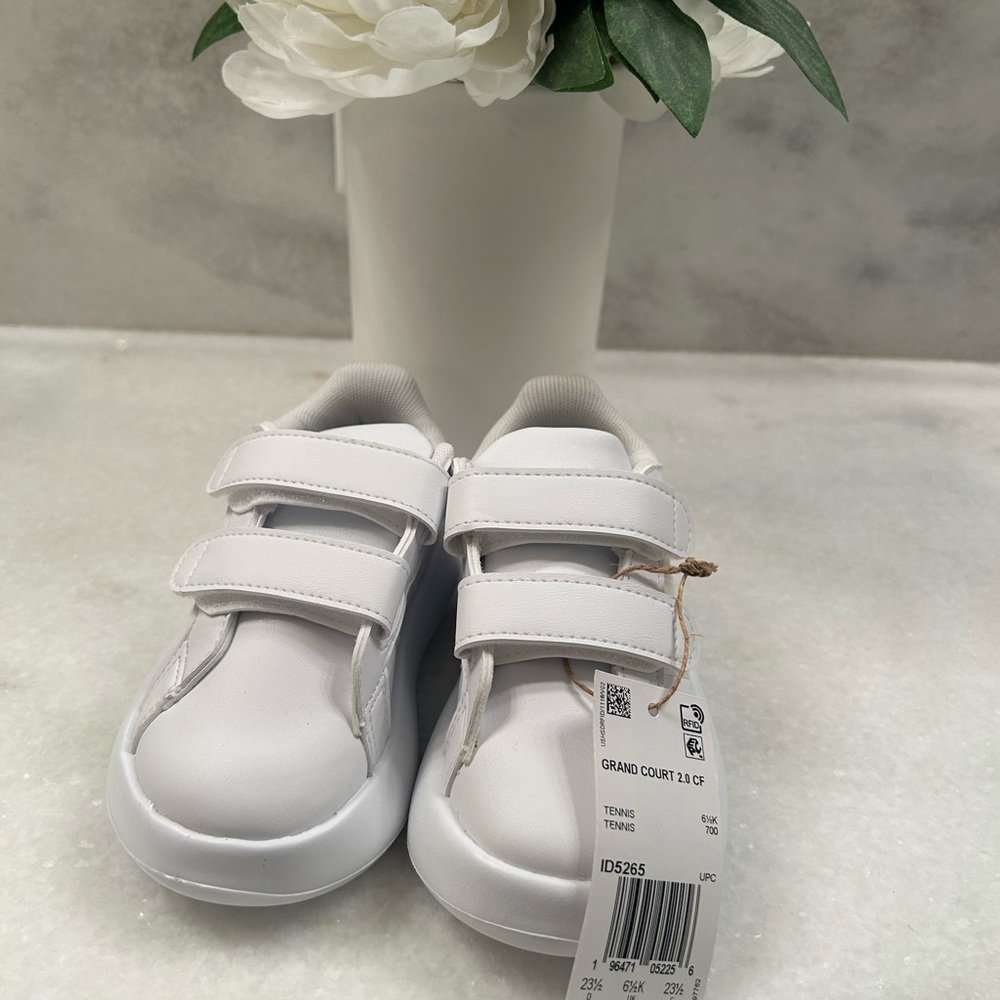 Adidas Kids Grand Court - Size 7